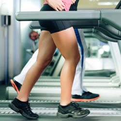 treadmill-running-feet-2